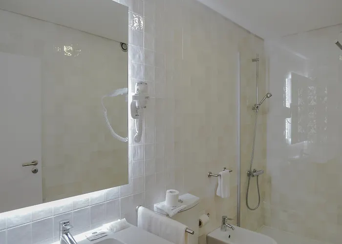 Teresinha Hotel Praia da Vitória